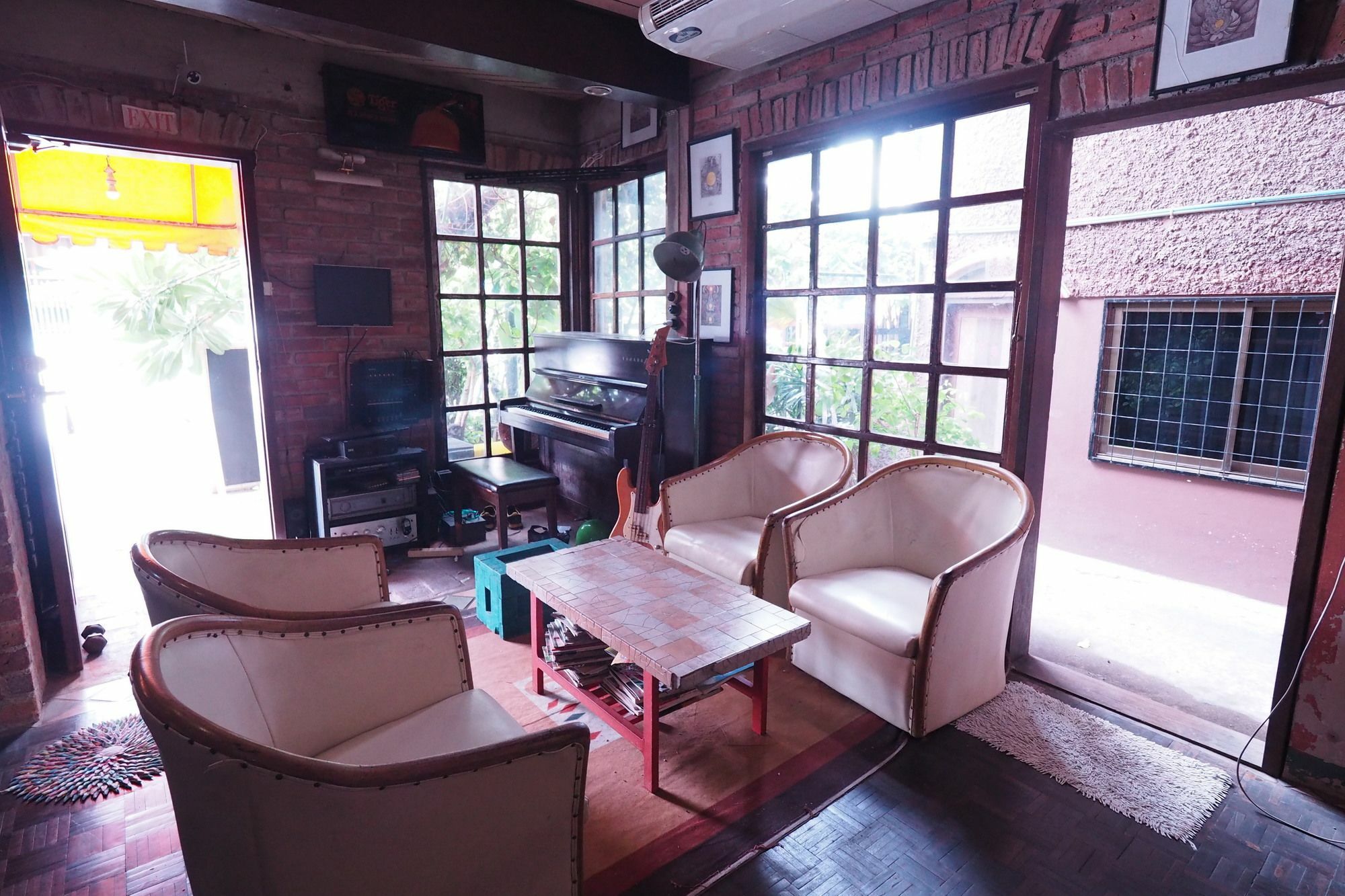 Brickhouse Ayutthaya Guesthouse Est 1986 Buitenkant foto